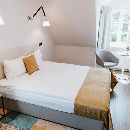 Palac 4* Lebunia