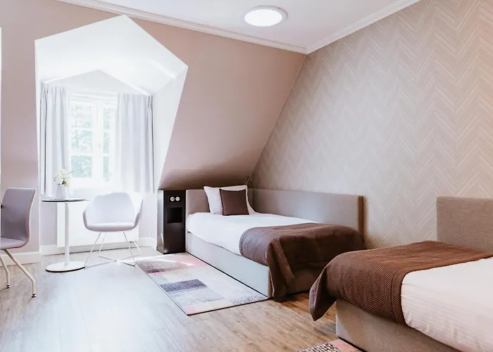 Hotel Pałac łebunia Lebunia