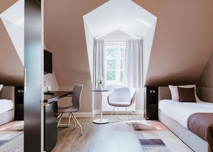 Hotel Pałac łebunia 4*